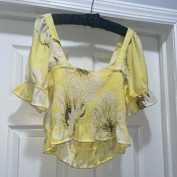 Sunflower peplum top - Picture 3 of 3